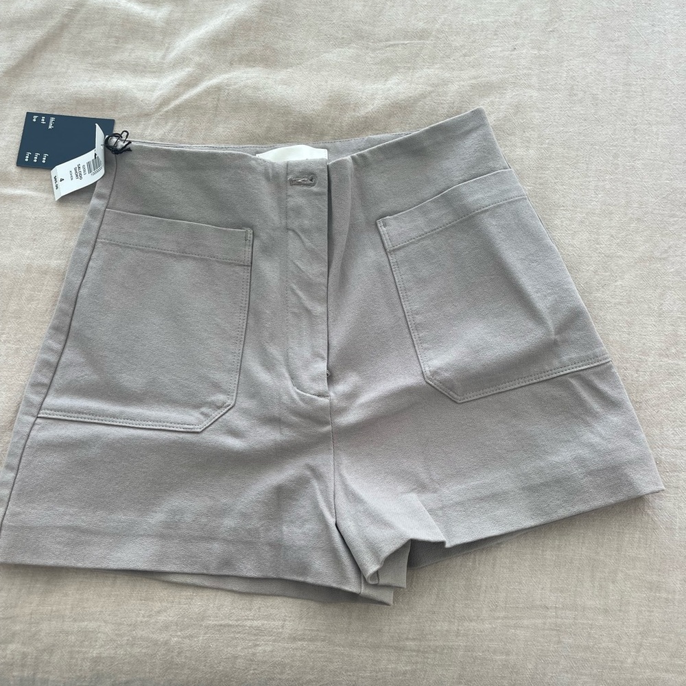 Aritzia NWT Hot Shorts